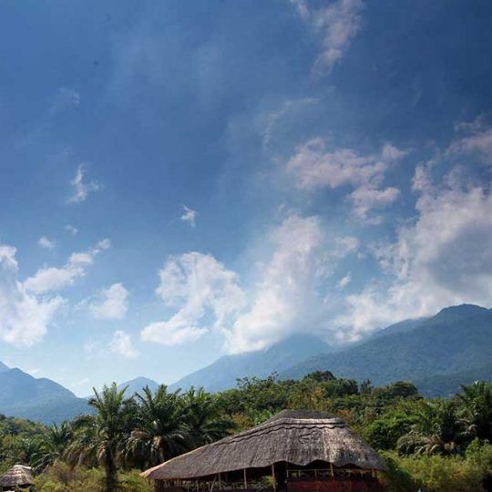 Mahale Mountains National Park f