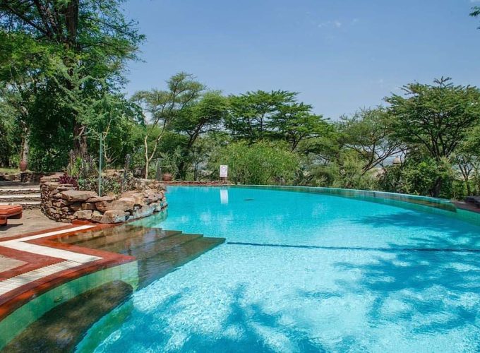Luxury Tented Lodge Safari